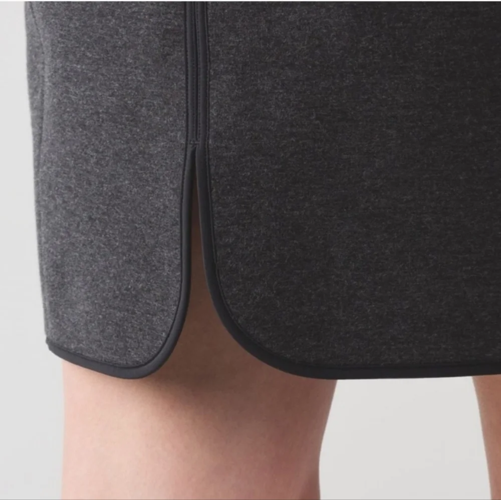 Lululemon Heathered Black City Bound Dress Size 6 - Picture 4 of 14